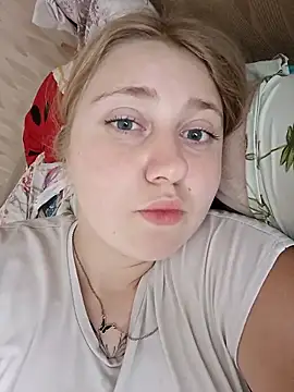 Snapshot of AnastasiaSky19 chatting on 10-12-25, 07:21 AnastasiaSky19 online show from 10-12-25, 07:21