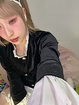 alice  1111 online show from 04-10-26, 10:44