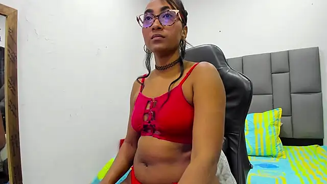 MurphyAngelina online show from 12-16-25, 03:44