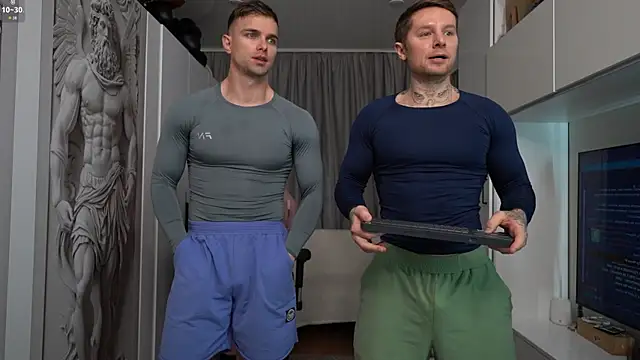 Nik Sharp online show from 04-15-26, 08:53