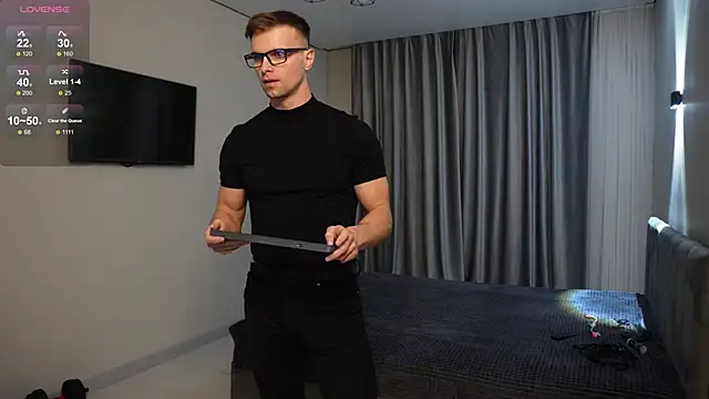 Nik Sharp online show from 12-16-25, 04:00