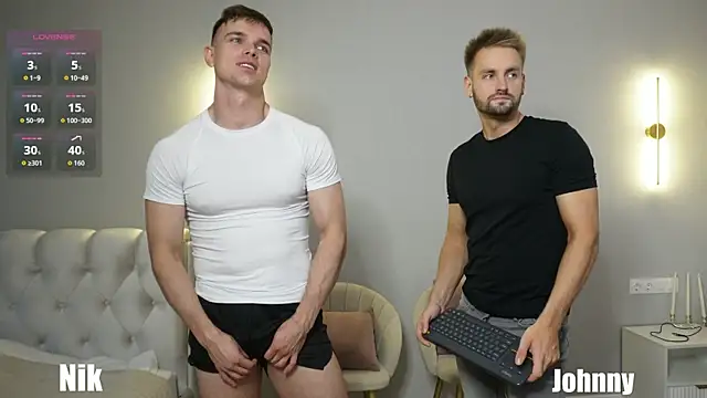 Nik Sharp online show from 07-16-26, 04:04