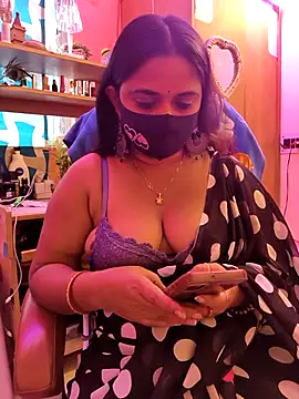 Snapshot of nisha_baby2 chatting on 10-11-25, 07:20 nisha baby2 online show from 10-11-25, 07:20