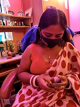 Snapshot of nisha_baby2 chatting on 10-10-25, 06:36 nisha baby2 online show from 10-10-25, 06:36