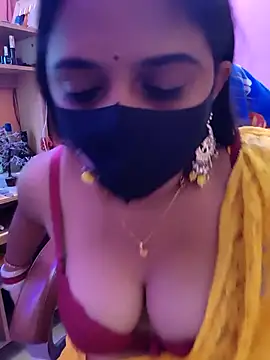 Snapshot of nisha_baby2 chatting on 10-07-25, 07:31 nisha baby2 online show from 10-07-25, 07:31