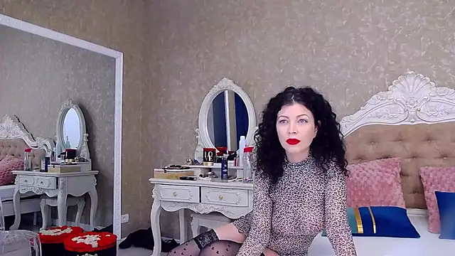 NataliaRed online show from 10-12-25, 05:20