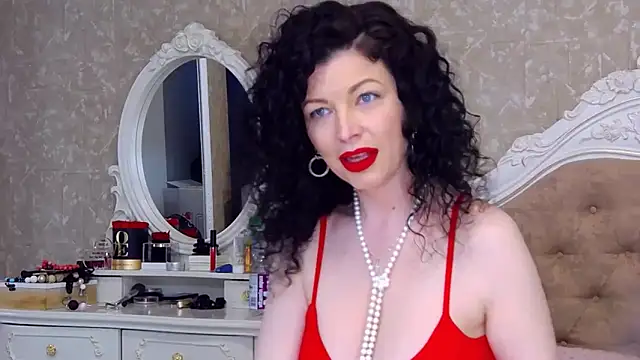 Snapshot of NataliaRed chatting on 05-12-26, 05:15 NataliaRed online show from 05-12-26, 05:15