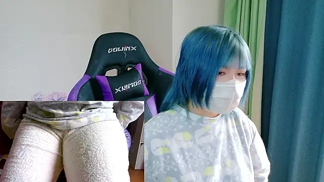 hazuki 8008 online show from 11-13-25, 02:04