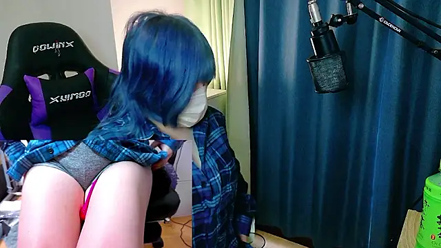 hazuki 8008 online show from 10-22-25, 04:12