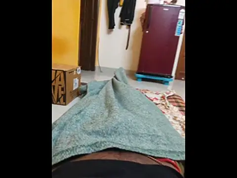 boy BeardGallery online show from 11-02-25, 08:14