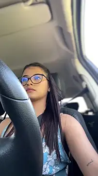 Snapshot of Arilw chatting on 03-31-26, 02:08 Arilw online show from 03-31-26, 02:08