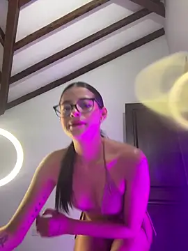 Snapshot of Arilw chatting on 02-09-26, 09:07 Arilw online show from 02-09-26, 09:07