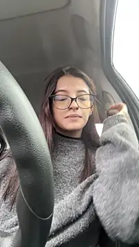 Snapshot of Arilw chatting on 03-14-26, 01:50 Arilw online show from 03-14-26, 01:50