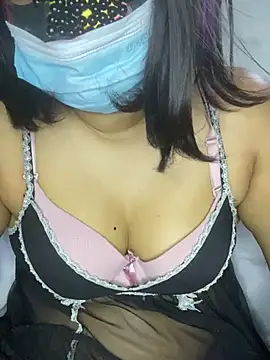 Snapshot of Shadow_Girl007 chatting on 03-15-25, 11:17 Shadow Girl007 online show from 03-15-25, 11:17