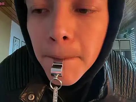 Snapshot of ccamilo-andress chatting on 01-09-26, 03:19 ccamilo-andress online show from 01-09-26, 03:19