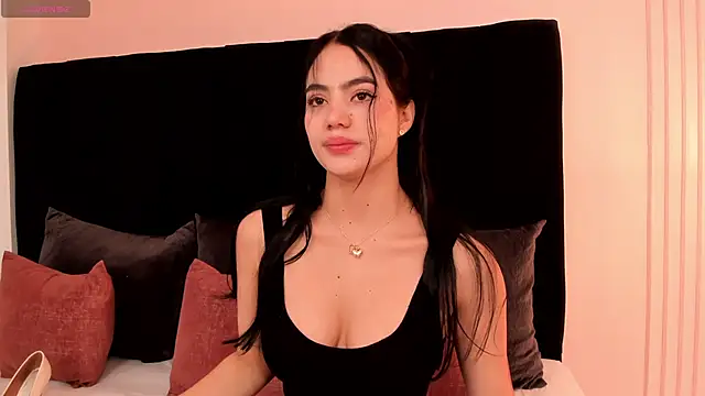 Snapshot of ariel_jonees chatting on 10-08-25, 04:51 ariel jonees online show from 10-08-25, 04:51