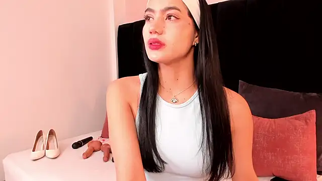 Snapshot of ariel_jonees chatting on 09-30-25, 04:57 ariel jonees online show from 09-30-25, 04:57