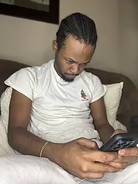 Snapshot of MobyDxck chatting on 03-02-25, 05:20 MobyDxck online show from 03-02-25, 05:20