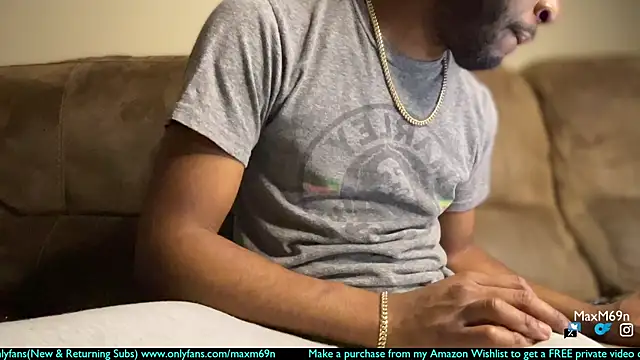 Snapshot of MobyDxck chatting on 03-15-25, 09:30 MobyDxck online show from 03-15-25, 09:30