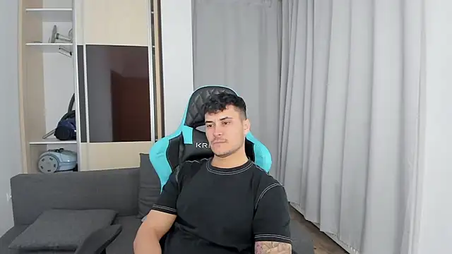 MatMalonne online show from 11-15-25, 06:01