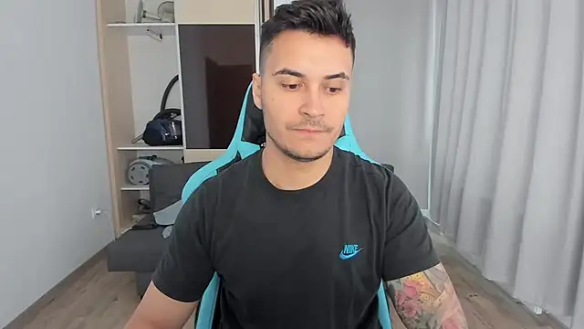 MatMalonne online show from 11-25-25, 06:36