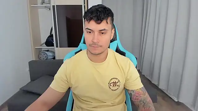 MatMalonne online show from 11-15-25, 05:55