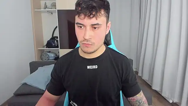 MatMalonne online show from 12-22-25, 02:17