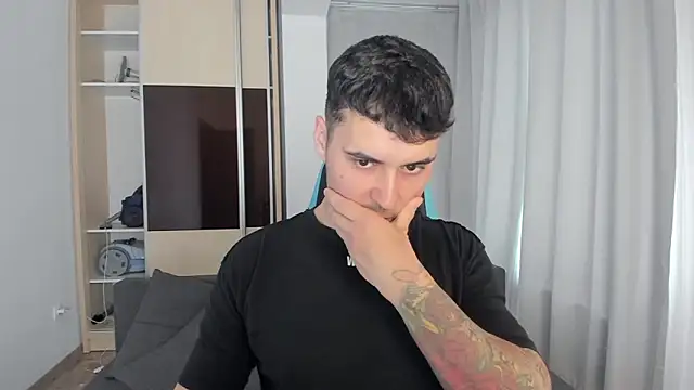 MatMalonne online show from 03-21-26, 01:04