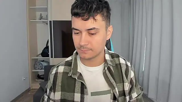 MatMalonne online show from 11-18-25, 06:28