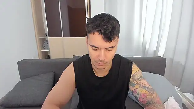 MatMalonne online show from 10-31-25, 08:22