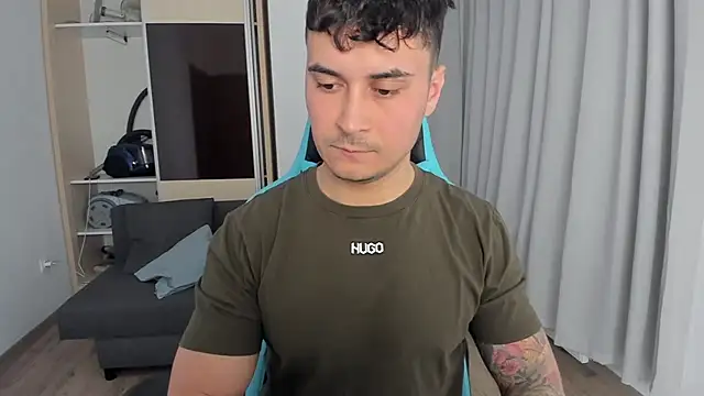 MatMalonne online show from 11-29-25, 01:22