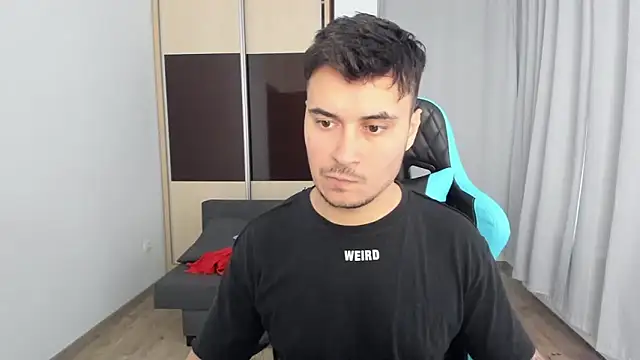 MatMalonne online show from 12-14-25, 01:17