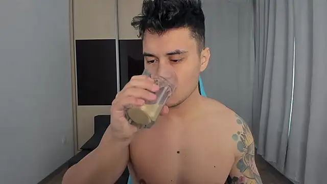 MatMalonne online show from 12-17-25, 07:02