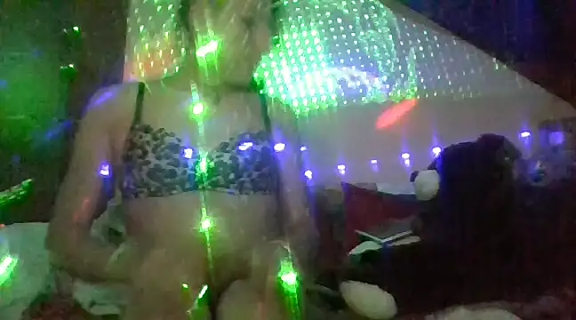 scorpionlady70 online show from 12-27-24, 09:32