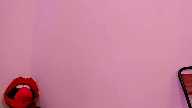 cloehonney online show from 11-25-25, 05:13