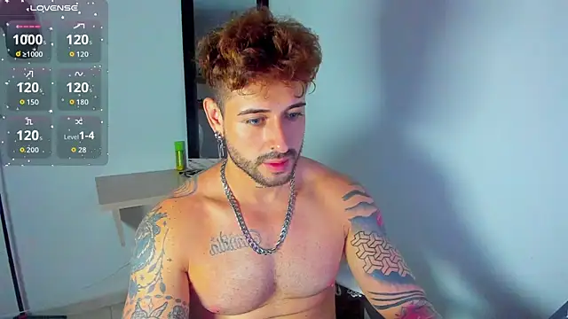Snapshot of Ares_blue chatting on 09-20-25, 12:43 Ares blue online show from 09-20-25, 12:43