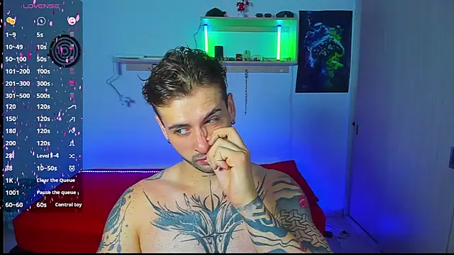 Snapshot of Ares_blue chatting on 05-27-26, 02:24 Ares blue online show from 05-27-26, 02:24