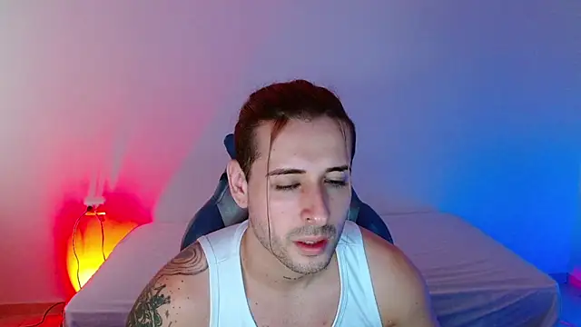 Snapshot of Ares_blue chatting on 03-15-25, 11:40 Ares blue online show from 03-15-25, 11:40