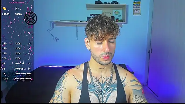 Snapshot of Ares_blue chatting on 05-21-26, 12:02 Ares blue online show from 05-21-26, 12:02
