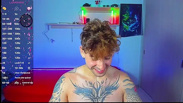 Snapshot of Ares_blue chatting on 05-30-26, 02:34 Ares blue online show from 05-30-26, 02:34
