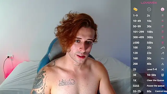 Snapshot of Ares_blue chatting on 03-20-25, 02:21 Ares blue online show from 03-20-25, 02:21