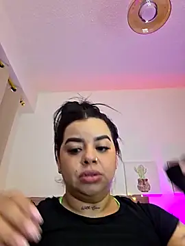 MiahJoness online show from 02-10-26, 04:11