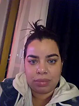 MiahJoness online show from 10-12-25, 05:42