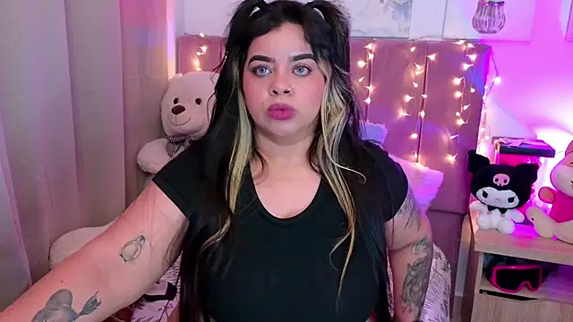 MiahJoness online show from 11-14-25, 10:35