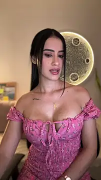 SarahhSmitth1 online show from 05-04-26, 08:33