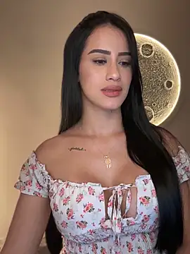 SarahhSmitth1 online show from 10-18-25, 12:01