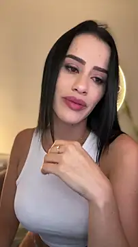 SarahhSmitth1 online show from 04-05-26, 09:10