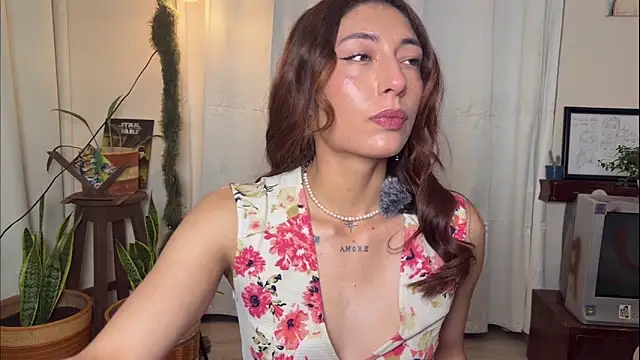 Snapshot of Tomoe_b chatting on 05-23-26, 08:24 Tomoe b online show from 05-23-26, 08:24
