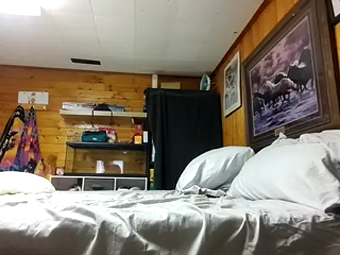 Snapshot of Ryan_and_Aurora chatting on 12-05-25, 02:32 Ryan and Aurora online show from 12-05-25, 02:32