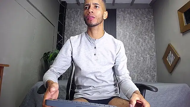 alex bigcock11 online show from 02-25-25, 12:05